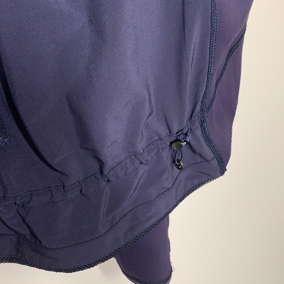Lululemon jacket - Picture 4 of 5